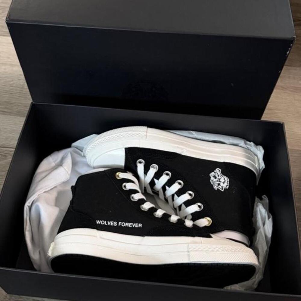 Brand new in box womans
